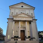 Chic Brand New At Palazzo Giuliani In Verbania Apartment Intra