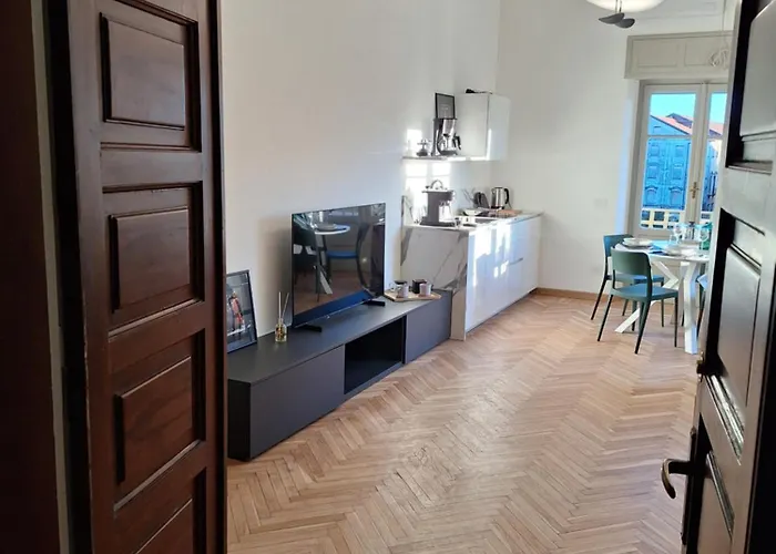 Chic Brand New At Palazzo Giuliani In Verbania Lejlighed Intra